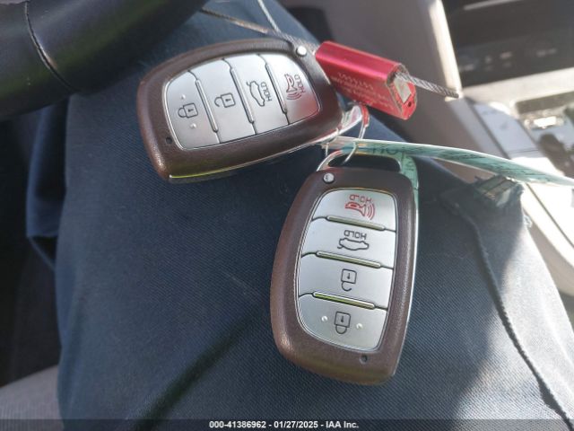 5NPD84LF1HH016885 Hyundai ELANTRA SE