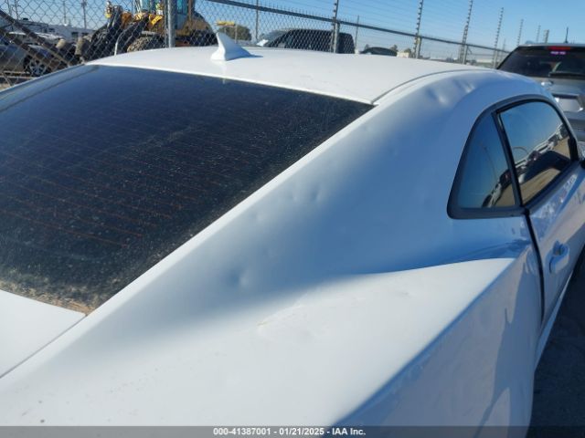 2G1FC1E39E9277598 Chevrolet Camaro 2lt