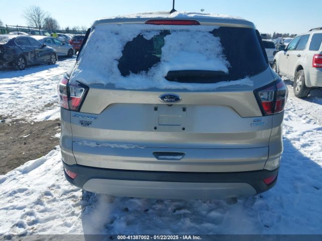 1FMCU0G94HUB72375 Ford ESCAPE SE
