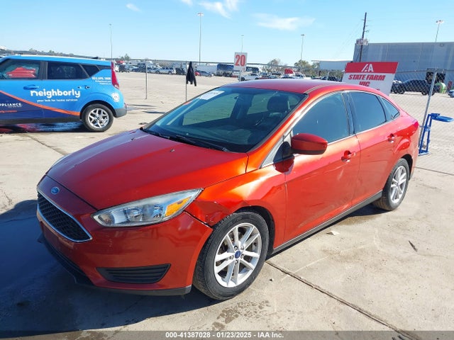 Ford FOCUS SE 2018 1FADP3F23JL258929 Image 2