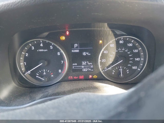 KMHD84LF1HU060936 Hyundai ELANTRA SE