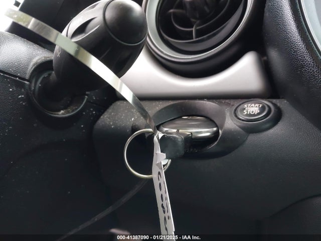 2011 MINI COOPER CLUBMAN WMWZF3C55BT188172 Photo 10