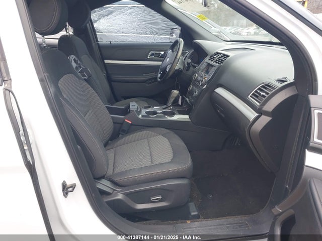 1FM5K7DH5HGC88394 Ford EXPLORER XLT