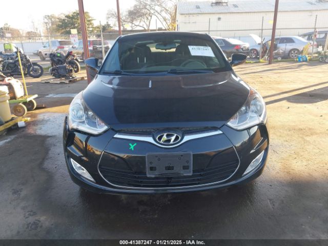 KMHTC6AD8HU323222 Hyundai Veloster Value Edition