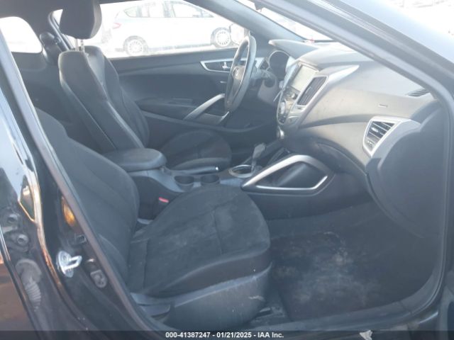 KMHTC6AD8HU323222 Hyundai Veloster Value Edition
