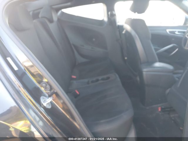 KMHTC6AD8HU323222 Hyundai Veloster Value Edition