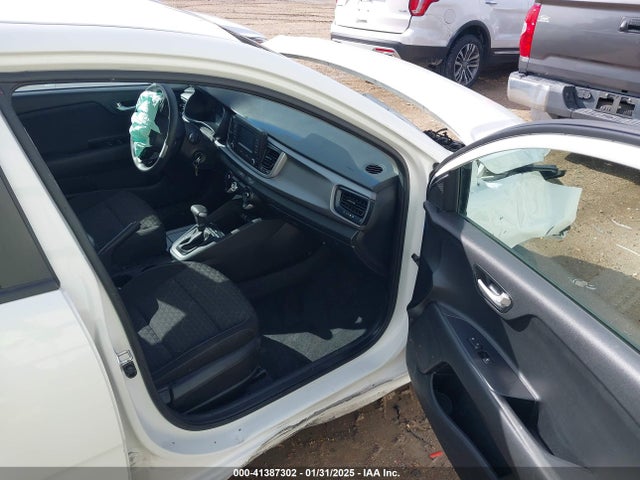 KIA RIO S 2018 3KPA25AB0JE086253 Image 5