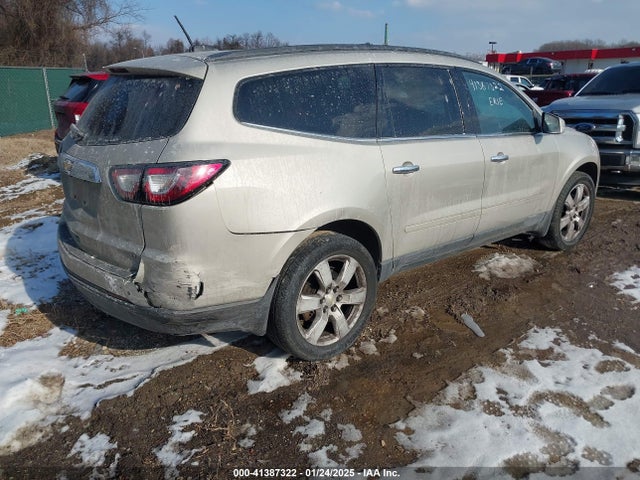 Chevrolet Traverse 1lt 2017 1GNKVGKD7HJ215195 Image 4