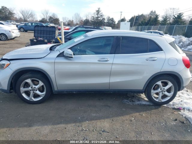 WDCTG4EBXJJ409901 Mercedes-Benz GLA 250