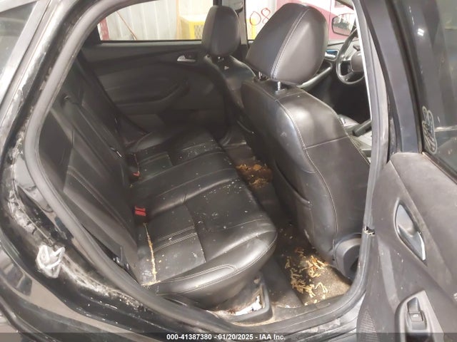Ford FOCUS SE 2014 1FADP3F23EL355117 Image 8