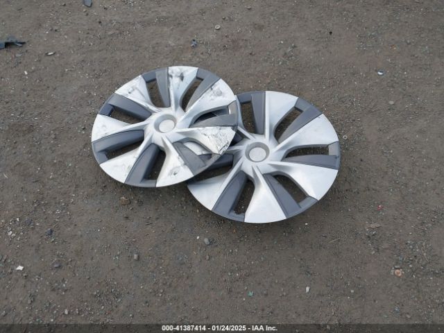 7SAYGDEE2PA171113 Tesla Model Y Awd/long Range Dual Motor All-wheel Drive