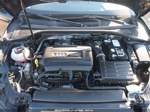 2019 Audi A3 45 Premium მანქანა იყიდება აუქციონზე, vin: WAUJEGFF6K1019771, აუქციონის ნომერი: 41387418