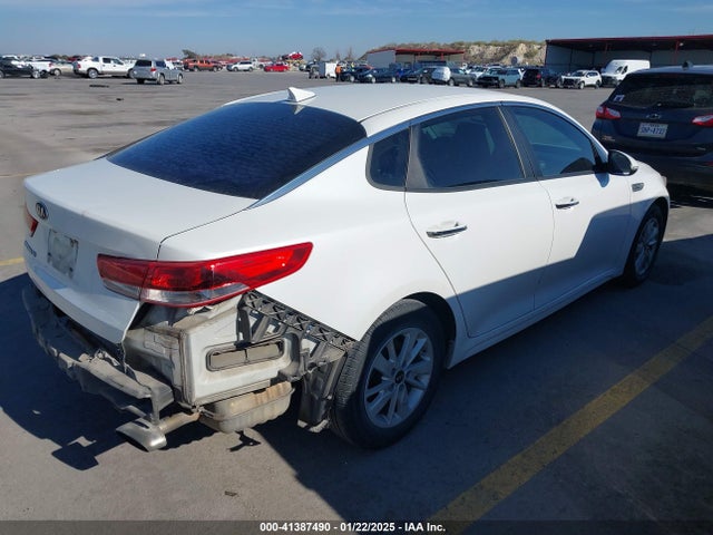 KIA Optima Lx 2016 KNAGT4L31G5071530 Image 4