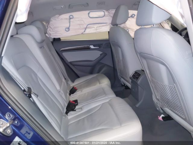 WA1C2AFP0HA017253 Audi Q5 2.0t Premium