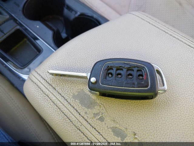 5NPE24AF7FH205417 Hyundai SONATA SE