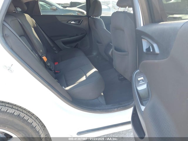1G1ZB5ST5KF173429 Chevrolet Malibu 1ls