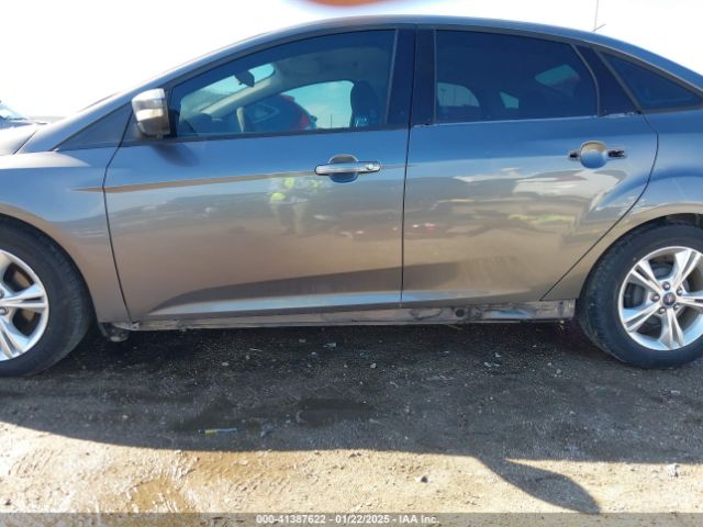 1FADP3F21EL208486 Ford FOCUS SE