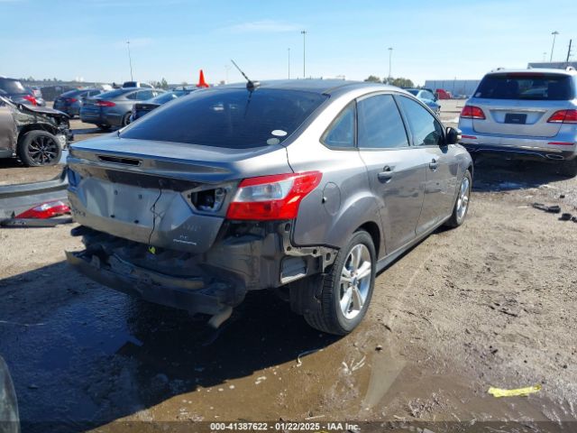 1FADP3F21EL208486 Ford FOCUS SE
