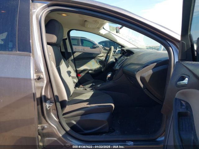1FADP3F21EL208486 Ford FOCUS SE