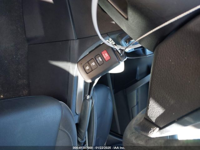 2T1BURHE0FC269325 Toyota Corolla Le Premium