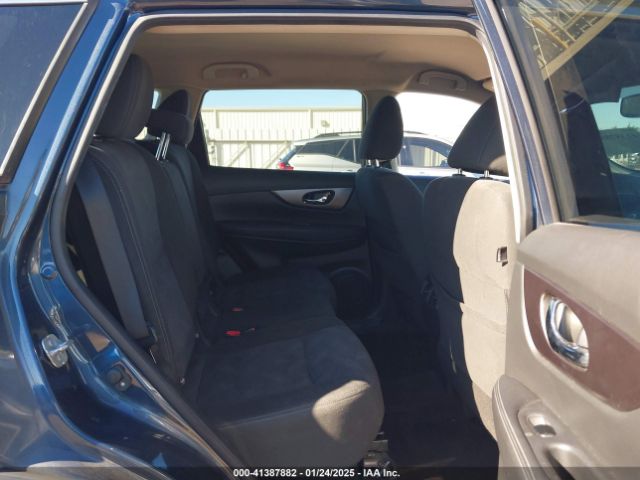 KNMAT2MV3GP682080 Nissan ROGUE SV