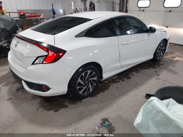 Honda Civic Lx 2018 2HGFC4B5XJH302816 Image 4