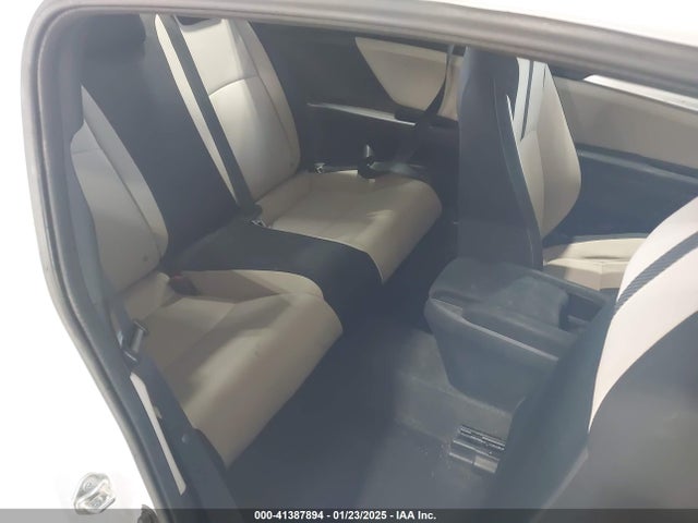 Honda Civic Lx 2018 2HGFC4B5XJH302816 Image 8