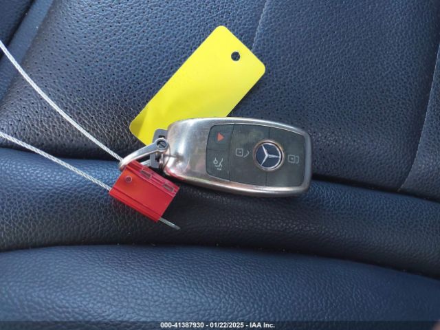 W1N0G8DB0LF766066 Mercedes-Benz GLC 300