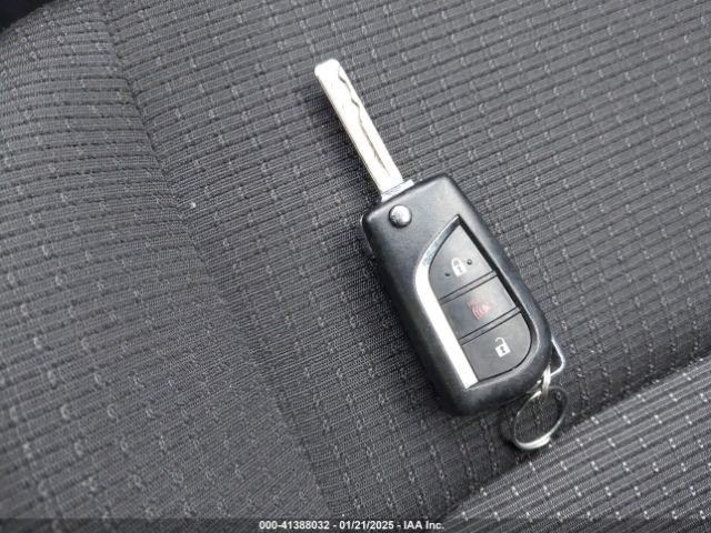 JTNKHMBX5J1005544 Toyota C-HR XLE