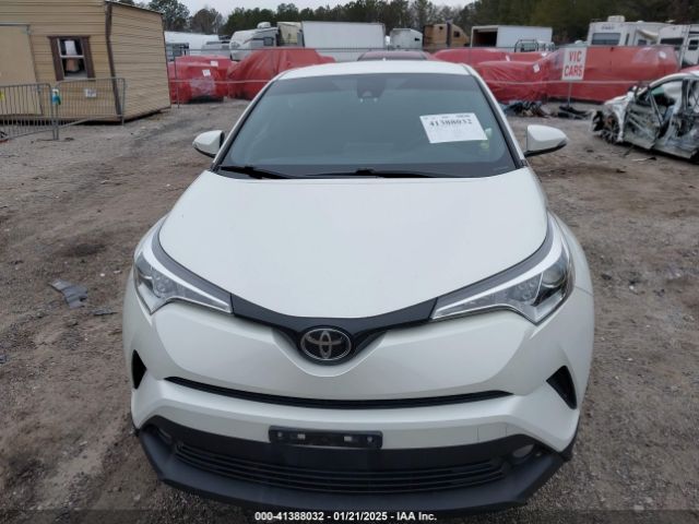 JTNKHMBX5J1005544 Toyota C-HR XLE