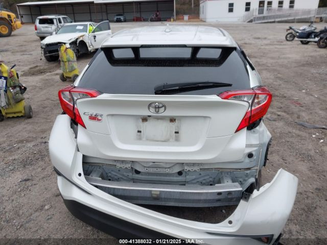 JTNKHMBX5J1005544 Toyota C-HR XLE