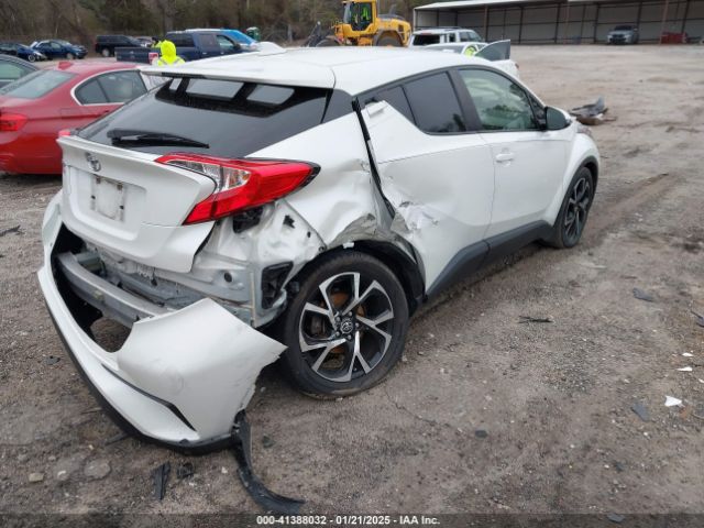 JTNKHMBX5J1005544 Toyota C-HR XLE