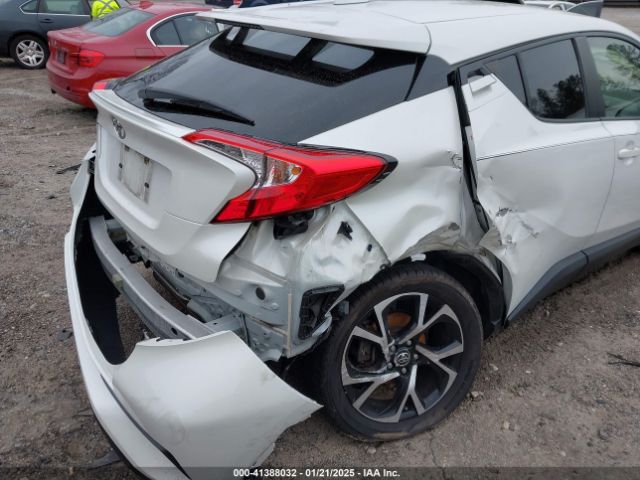 JTNKHMBX5J1005544 Toyota C-HR XLE