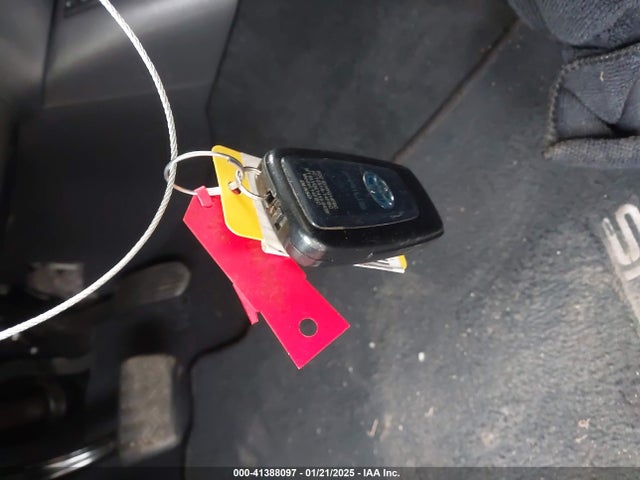 JTDKARFU4J3065194 Toyota Prius