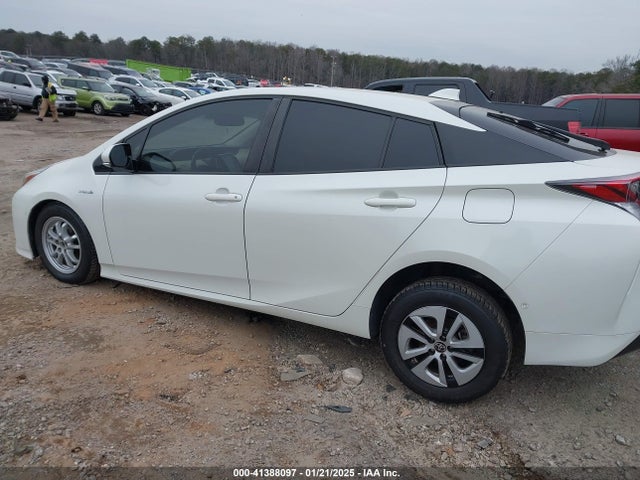 Toyota Prius 2018 JTDKARFU4J3065194 Image 14