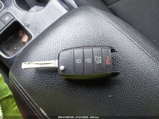 5XYKT3A64FG583521 KIA SORENTO LX