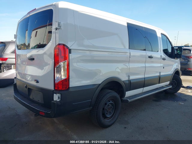 1FTYR1ZM0KKB21204 Ford Transit-250