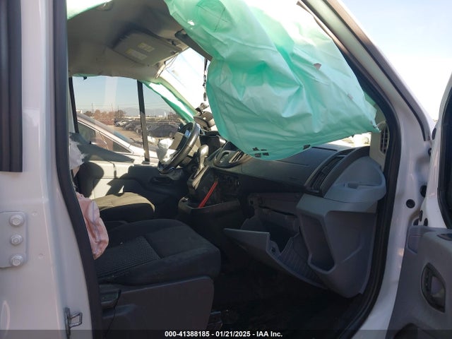 1FTYR1ZM0KKB21204 Ford Transit-250