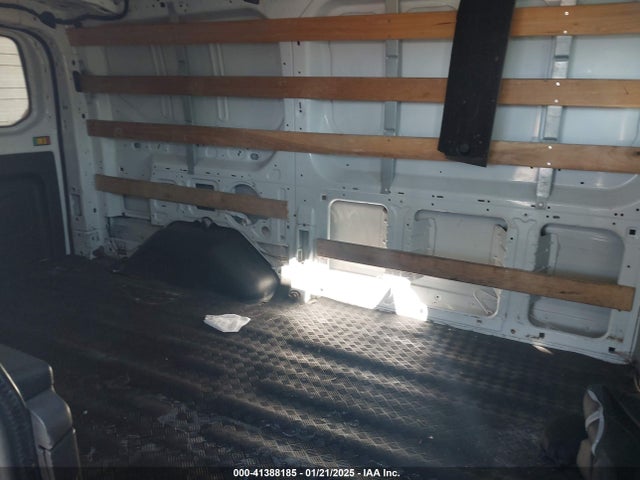 1FTYR1ZM0KKB21204 Ford Transit-250