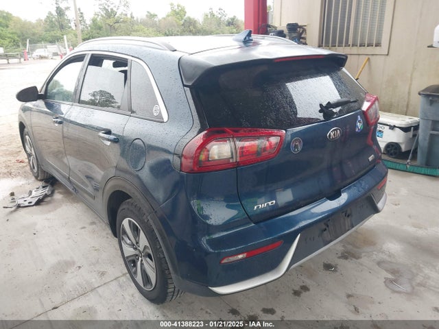 KNDCB3LCXJ5200743 KIA NIRO LX