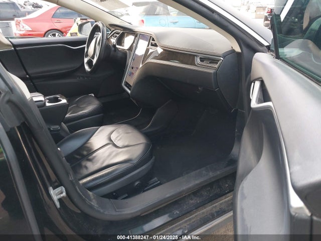 2013 TESLA MODEL S 5YJSA1AG0DFP12913 Photo 4