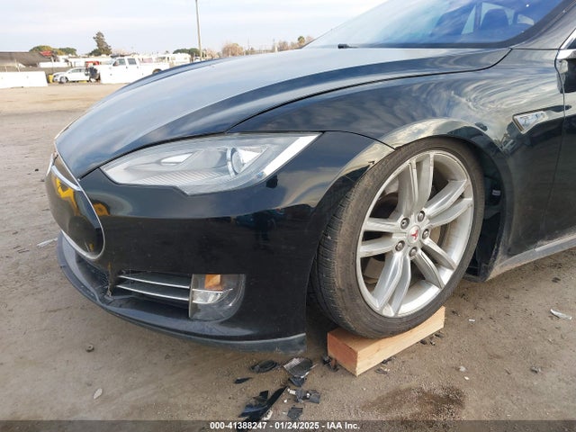 2013 TESLA MODEL S 5YJSA1AG0DFP12913 Photo 5