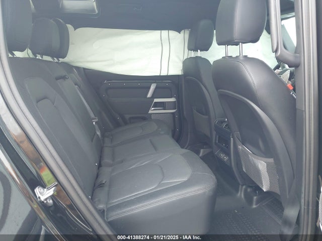SALE27EU3P2185303 Land Rover Defender 110 X-dynamic Se
