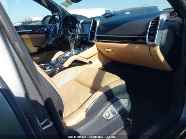 WP1AA2A29GKA15395 Porsche Cayenne