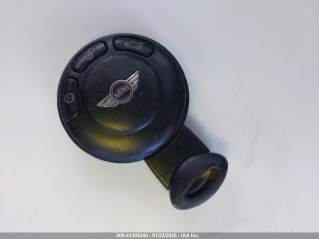 2008 MINI COOPER WMWMF33518TU68853 Photo 10