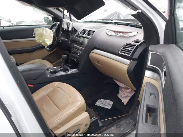 Ford EXPLORER XLT 2016 1FM5K8DH8GGB77469 Image 5