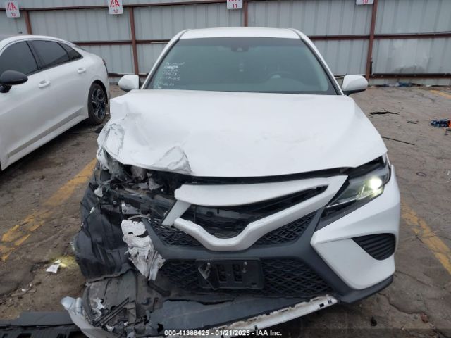 4T1B11HK2JU668342 Toyota CAMRY SE
