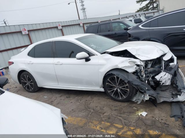 4T1B11HK2JU668342 Toyota CAMRY SE