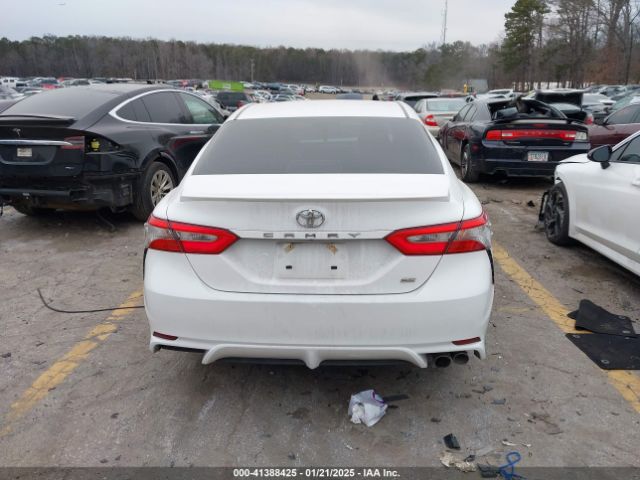 4T1B11HK2JU668342 Toyota CAMRY SE