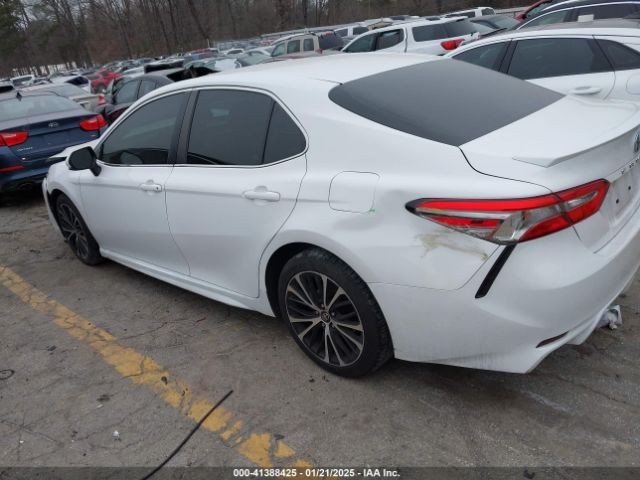 4T1B11HK2JU668342 Toyota CAMRY SE